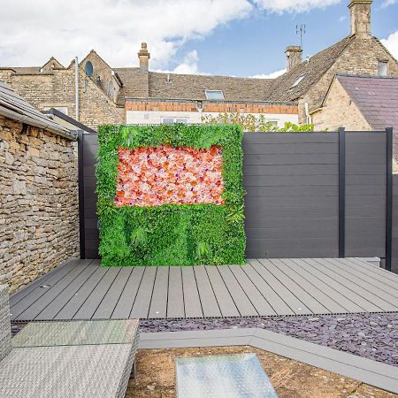 Vila Maple Rose - 2 Bed With Garden In Minchinhampton! Exteriér fotografie