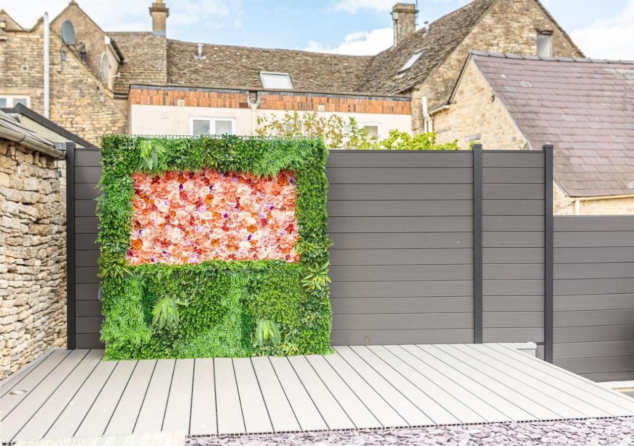 Vila Maple Rose - 2 Bed With Garden In Minchinhampton! Exteriér fotografie