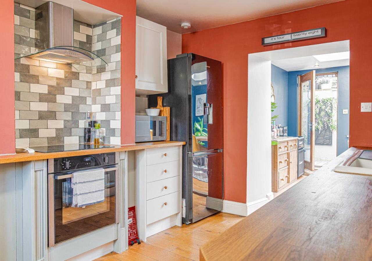 Vila Maple Rose - 2 Bed With Garden In Minchinhampton! Exteriér fotografie